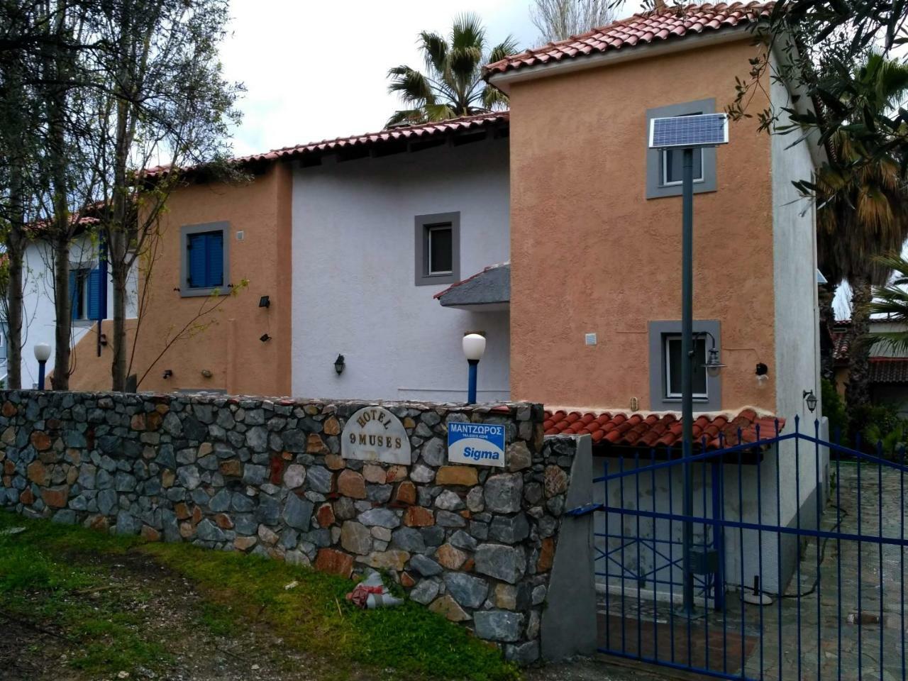 9 Musses Hotel Apartments Skala Mistegnon Exterior foto
